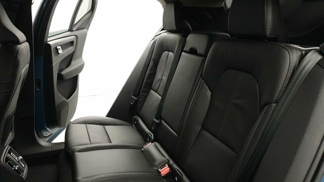 VOLVO XC40 B3 CORE ! Z Polskiego Salonu !