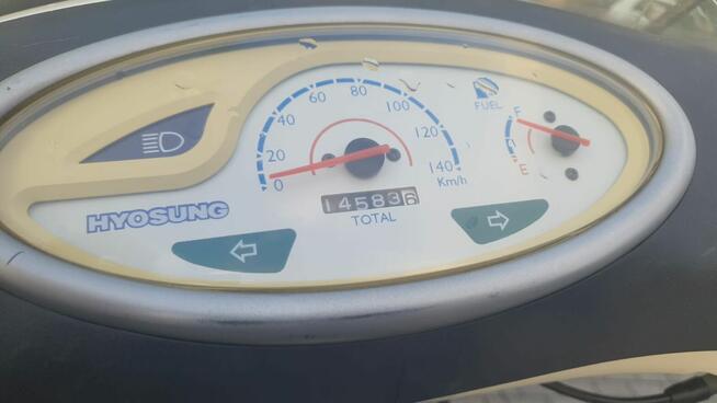 Skuter motocykl 125 cm³ , 100km/h