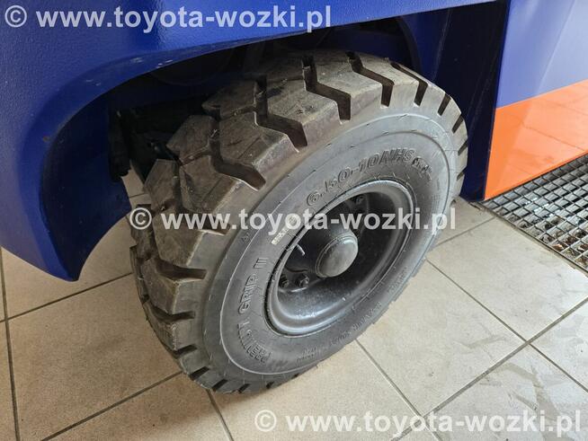 Wózek widłowy TOYOTA 5FD30 wolny skok TOYOTA 5FDF30 Linde