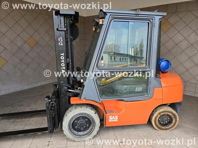 Wózek widłowy TOYOTA 7FGF30 kabina , TRIPLEX 7FG30 Linde