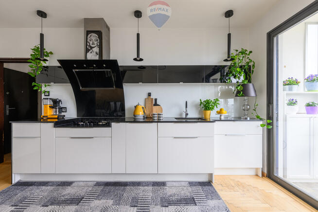 3 pokoje na Bielanach po generalnym remoncie