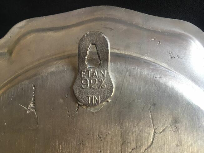 Stara patera talerz wiszący cynowy cynowany Antwerpen SPQA S