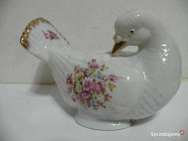 Figurka , skarbonka z PRL-u