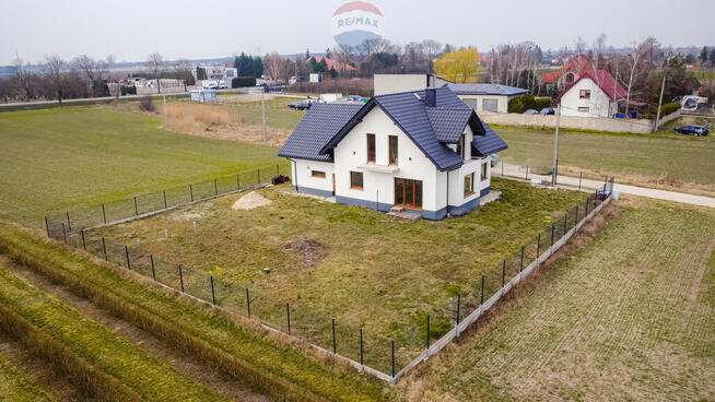 Nowoczesny dom 2 km od Kutna na sprzedaż