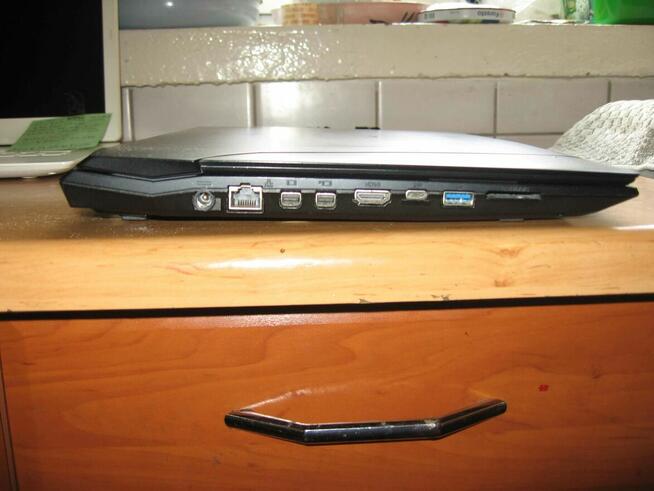 nowy mocny laptop do grania gamingowy 4k geforce i7 8x2,8 no