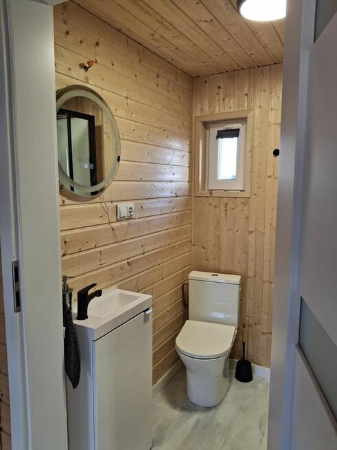 Działka rekreacyjna z nowoczesnym domkiem nad Narwią Stary L