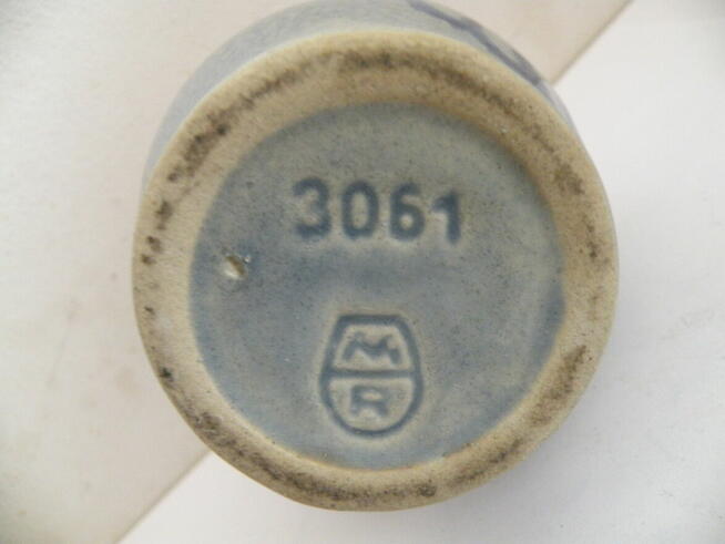 Dzbanek , wazon z PRL-u - 2 szt. - Sygnowane