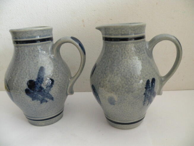 Dzbanek , wazon z PRL-u - 2 szt. - Sygnowane