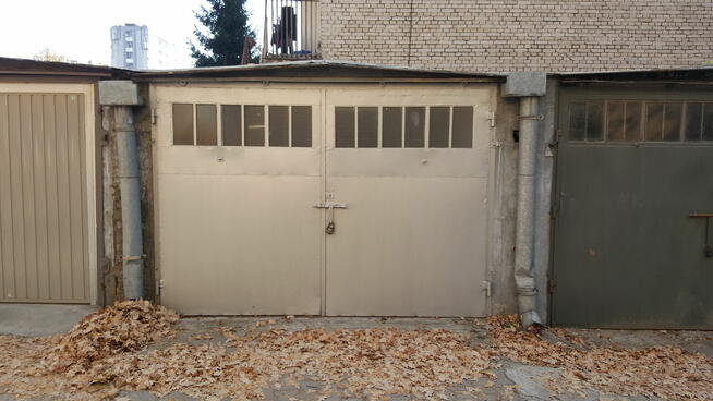 Garaż na Strażackiej w pobliżu Politechniki Lubelskiej