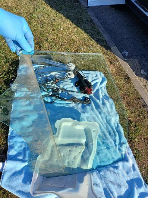 Szyba i inne cześci Ford Kuga II