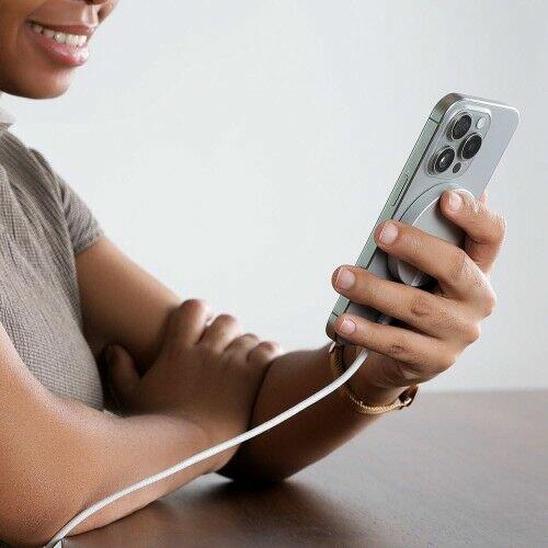 Ładowarka indukcyjna ESR Qi2 Mini Wireless Charger Halolock