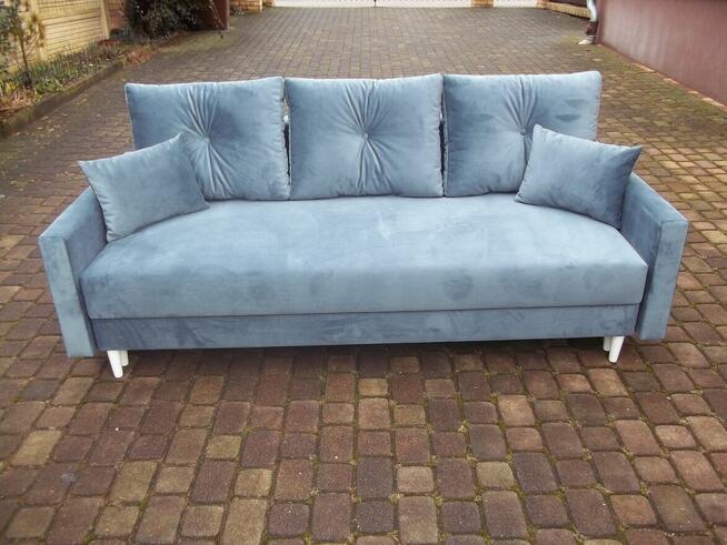 Kanapa na nogach drewnianych-styl skandynawski/sprężyny