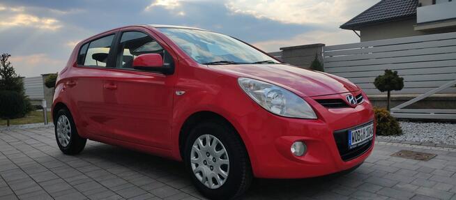 HYUNDAI I 20 1.3 BENZYNA ROK 2012 AUTO SPROWADZONE Z NIEMIEC