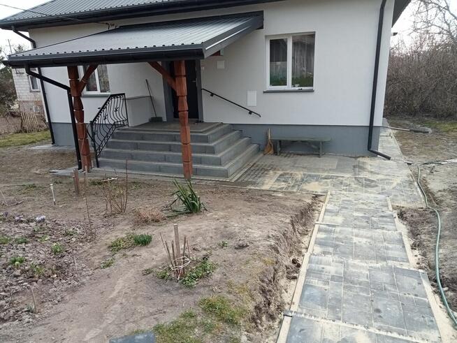 Układanie kostki brukowej