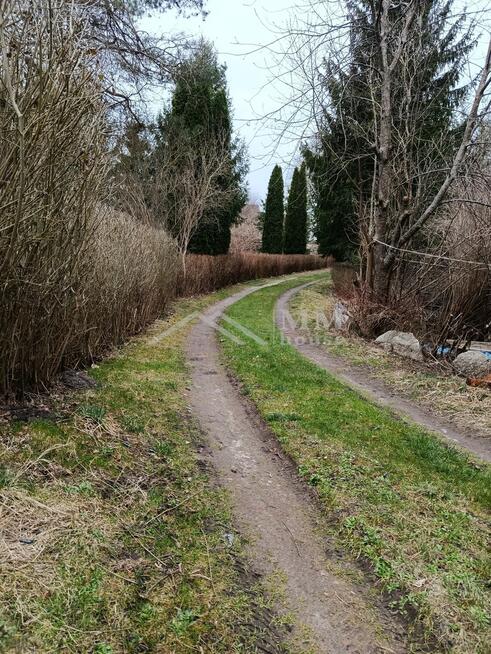 Urokliwe siedlisko na sprzedaż w sercu Warmii .