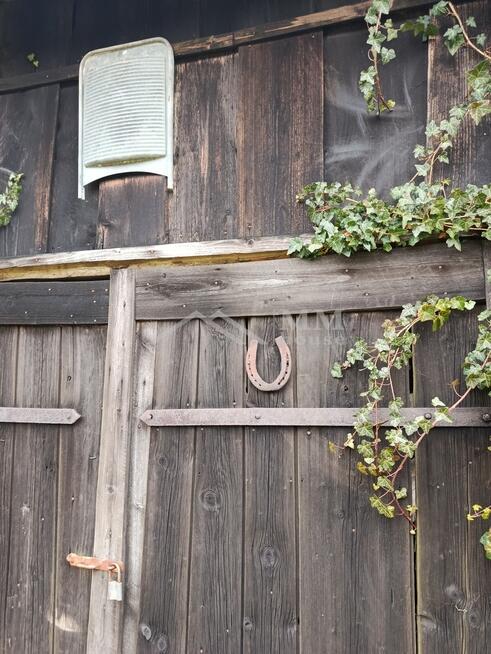 Urokliwe siedlisko na sprzedaż w sercu Warmii .