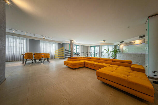 Przestronny apartament Grzybowska