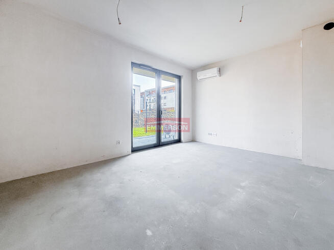 2-pokoje, Czerwone Maki, Ogród 40m2