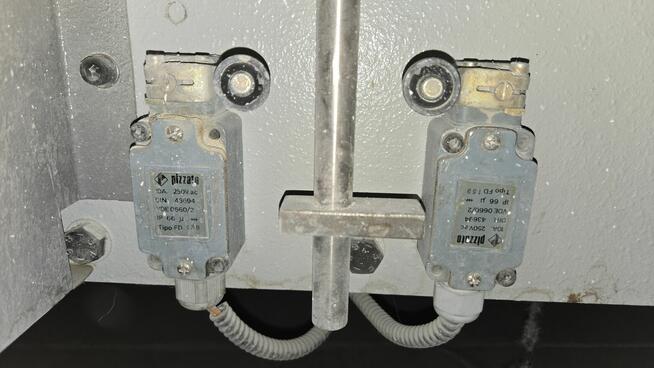 Maszyna polerska do płyt meblowych