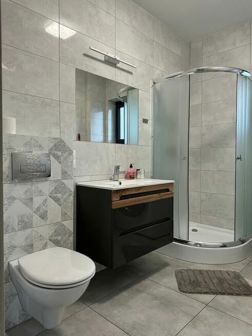 Dwa domki letniskowe blisko lasu i morza