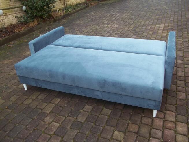 Kanapa na nogach drewnianych-styl skandynawski/sprężyny