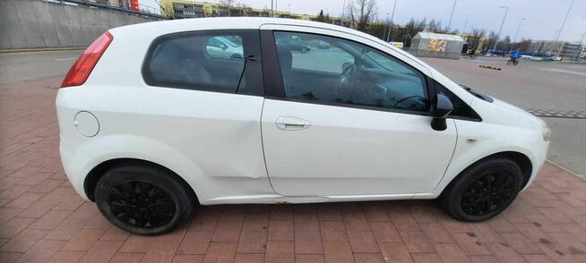 Fiat Punto 1.2 Benzyna 2010r Niski Przebieg