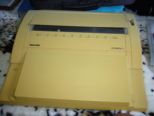 Maszyna elektryczna do pisania sprzedam