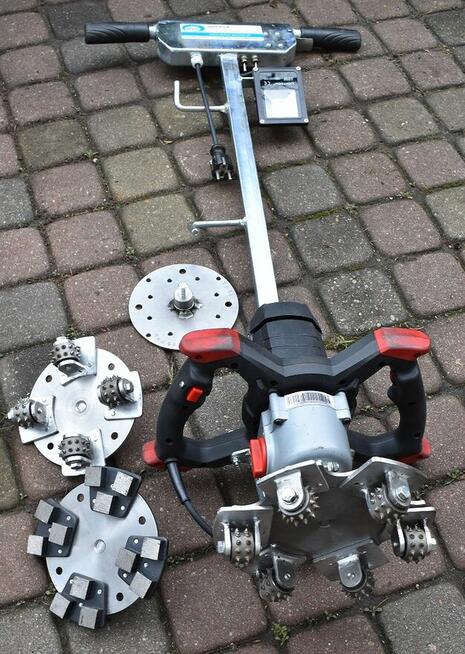 Zacieraczka do jastrychu z wydłużaną, odejmowaną rączką