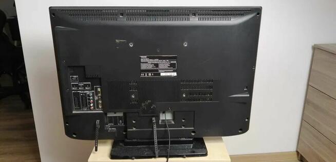 Telewizor Toshiba REGZA 32 cale Full HD 1080p tuner DVB-T