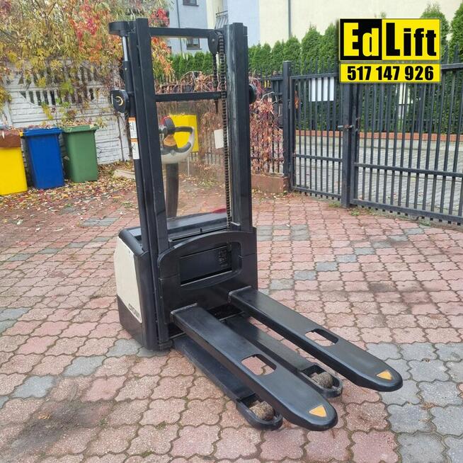 Wózek widłowy CROWN WF 3000 - tylko 135 mth !!!