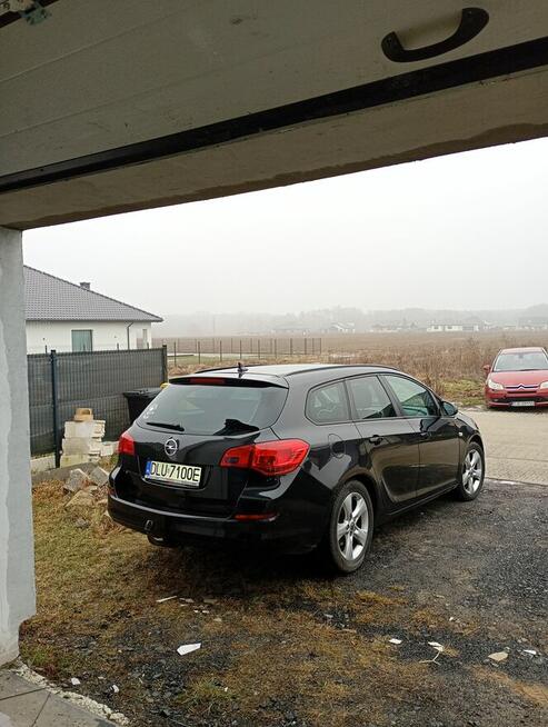 Sprzedam Opla Astre j kombi pojemność 1.7