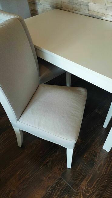 Kraków Stół biały Ikea i krzesła szare