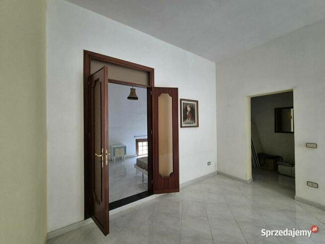 SYCYLIA Na sprzedaż – część kamienicy