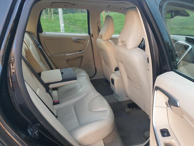 VOLVO XC60*MOMENTUM*2010