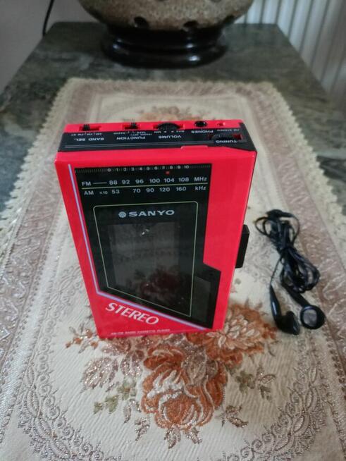 Walkman SANYO z Radiem Japan 80 Lata Vintage