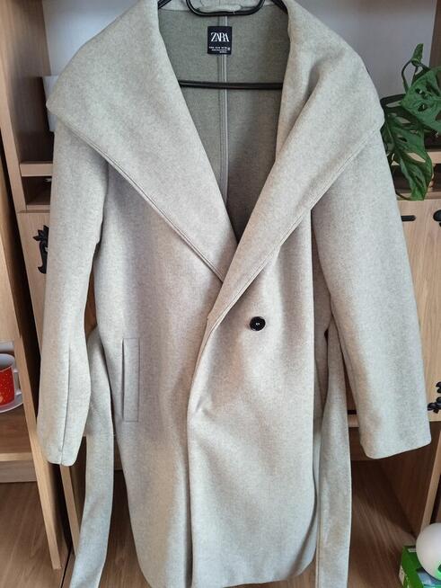 Witam sprzedam płaszcze damskie