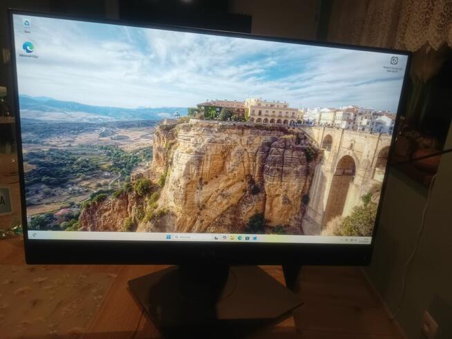 Sprzedam komputer Dell w19c