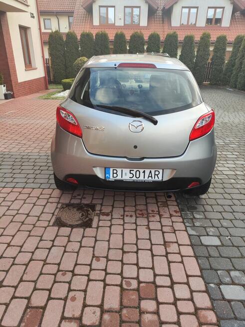 Zadbane i zwinne autko do miasta – Mazda 2 |opony całoroczne