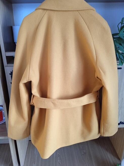 Witam sprzedam płaszcze damskie