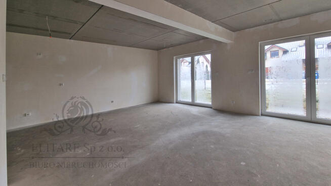 Duży dom szereg ŚRODKOWY o pow.130,18m2 na działce 88,21m2, Kąty Wrocławskie