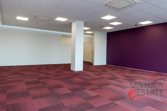 Lokal parterowy w biurowcu | 124 m2