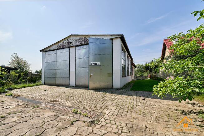 Dom z halą warsztatowo-garażową przy S7