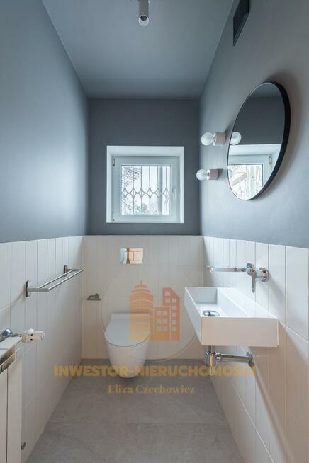 Dom Warszawa Wilanów, Wilanów Niski, Biedronki