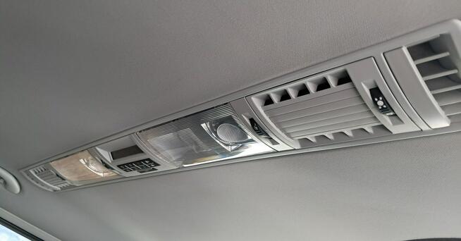 Volkswagen Caravelle 4Motion L2 Long 9-osobowy