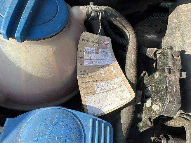 Volkswagen Golf TDI, nawigacja, czujniki przód i tył, niski przebieg, isofix, Niemcy