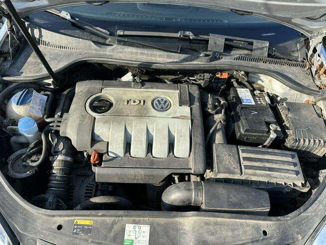 Volkswagen Golf CLIMAtic, nowy rozrząd, niezawodny silnik TDI, isofix, nawigacja