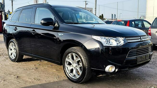 Mitsubishi Outlander 4x4 Xenon Navi Skóry Gwarancja