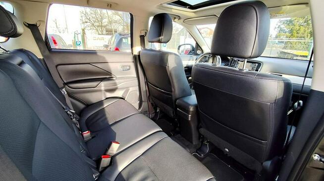 Mitsubishi Outlander 4x4 Xenon Navi Skóry Gwarancja