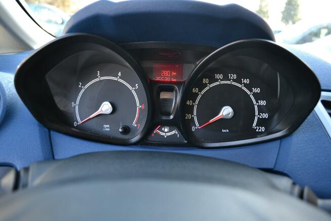 Ford Fiesta 1.4 Benzyna ,bardzo ładna,klimatyzacji,serwisowana!!!