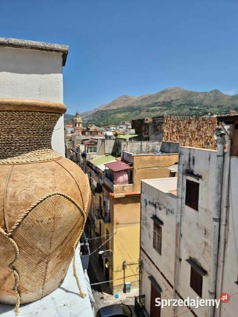 SYCYLIA Na sprzedaż – część kamienicy